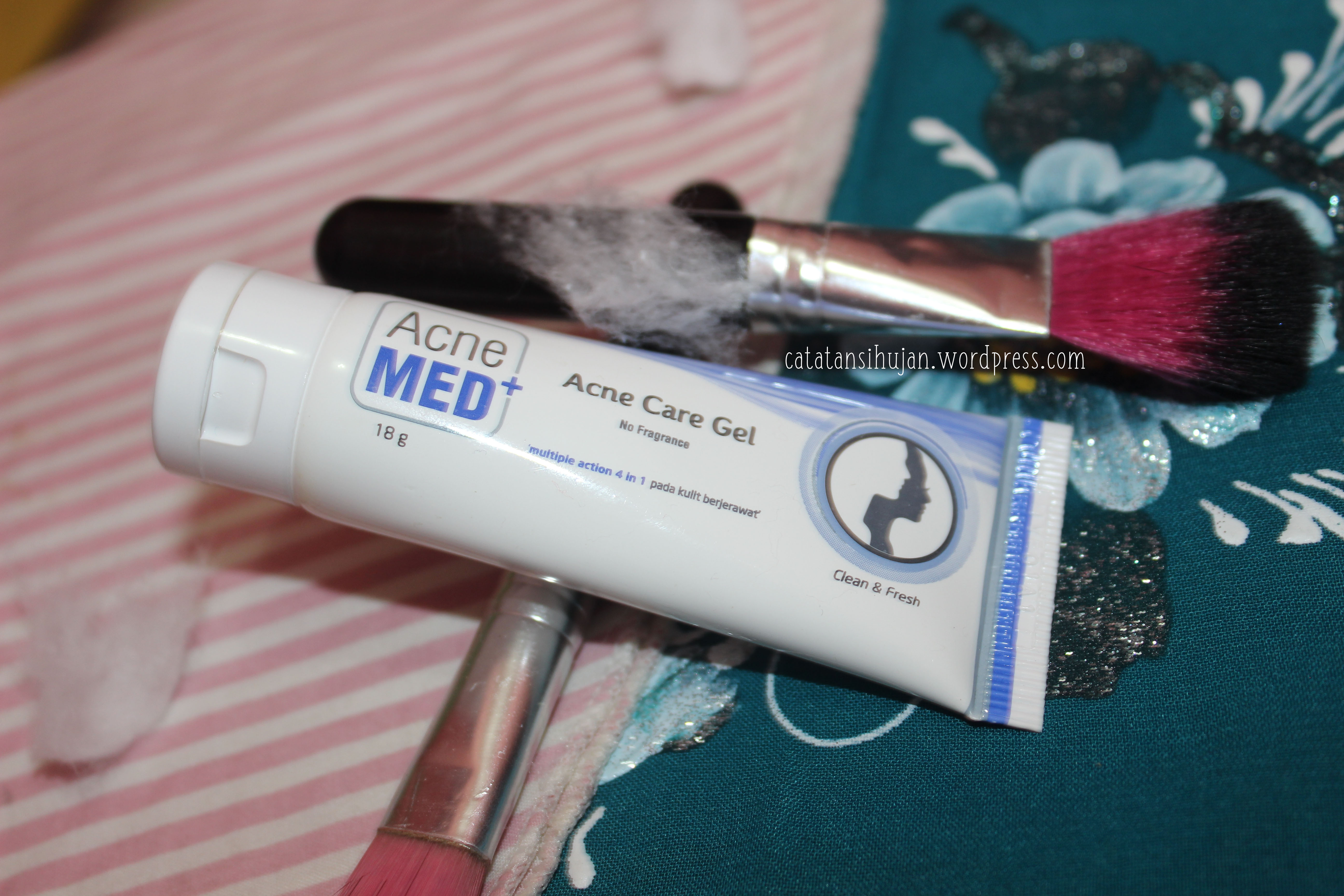AcneMED Acne Care Gel : Murah dan Cepet Mengempiskan Jerawat