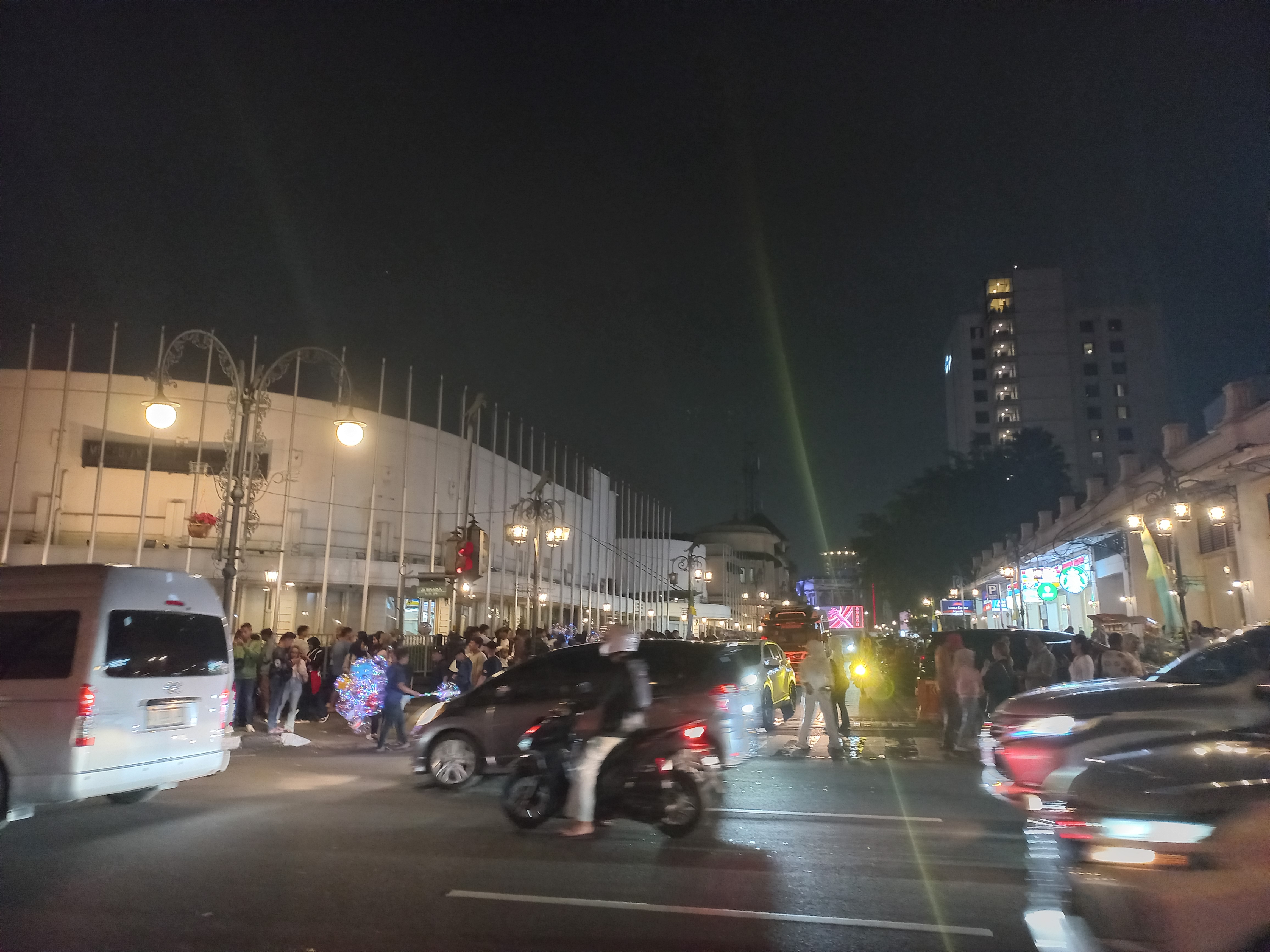 Trip to Bandung (2) – Dari Book Cafe ke Jalan Legendaris di Bandung, 3D2N di Bandung Ke Mana Aja sih?